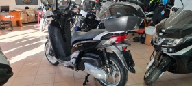 Honda Sh 300 ABS ! Лизинг !, снимка 7 - Мотоциклети и мототехника - 45543434