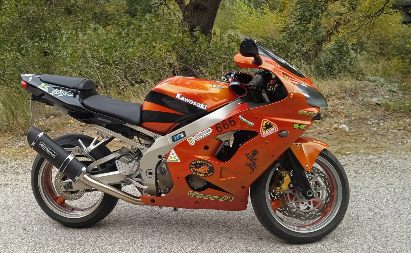 Kawasaki 900 ZXR 900 R Ninja F2 - изображение 2