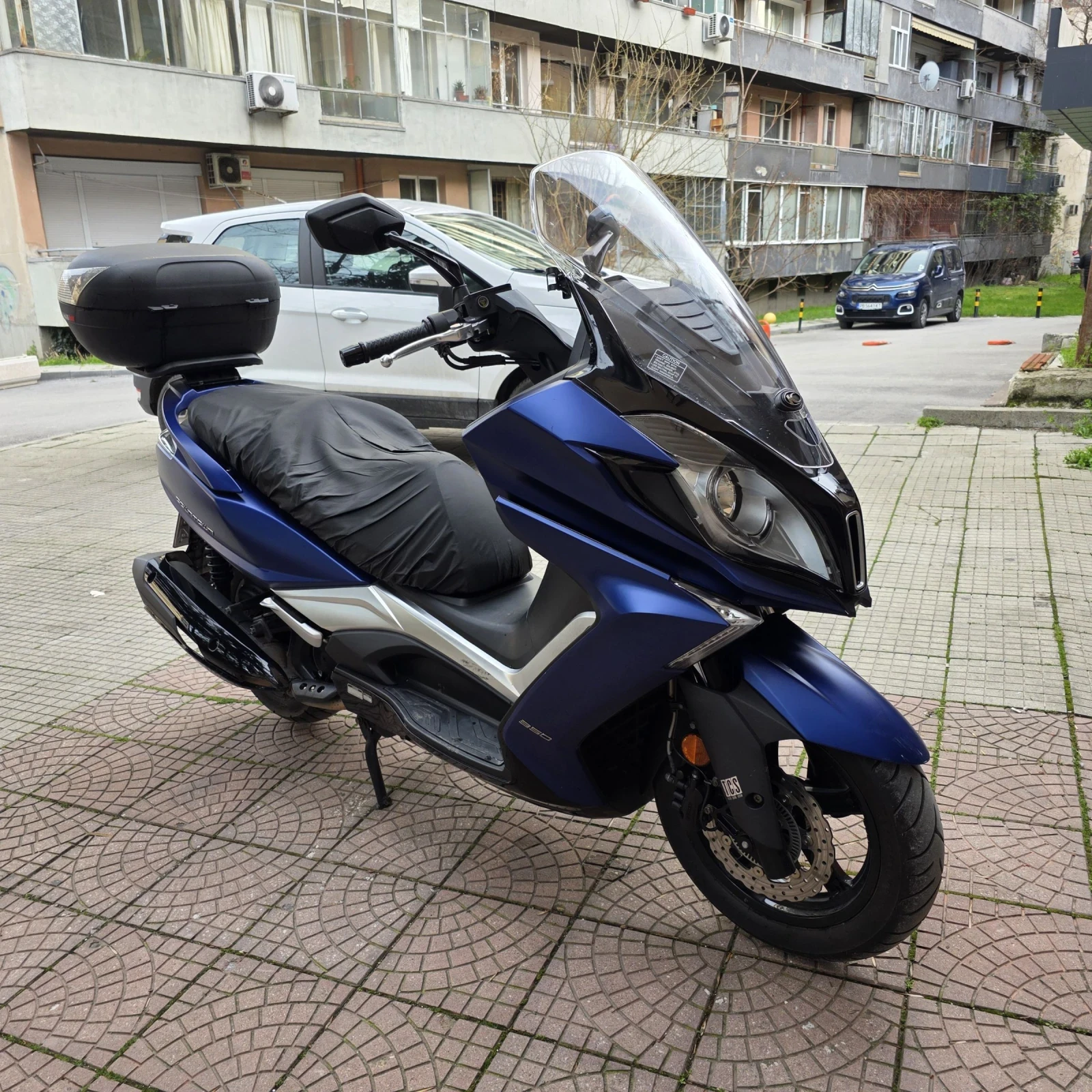 Kymco Downtown 350i, снимка 3 - Мотоциклети и мототехника - 54082796