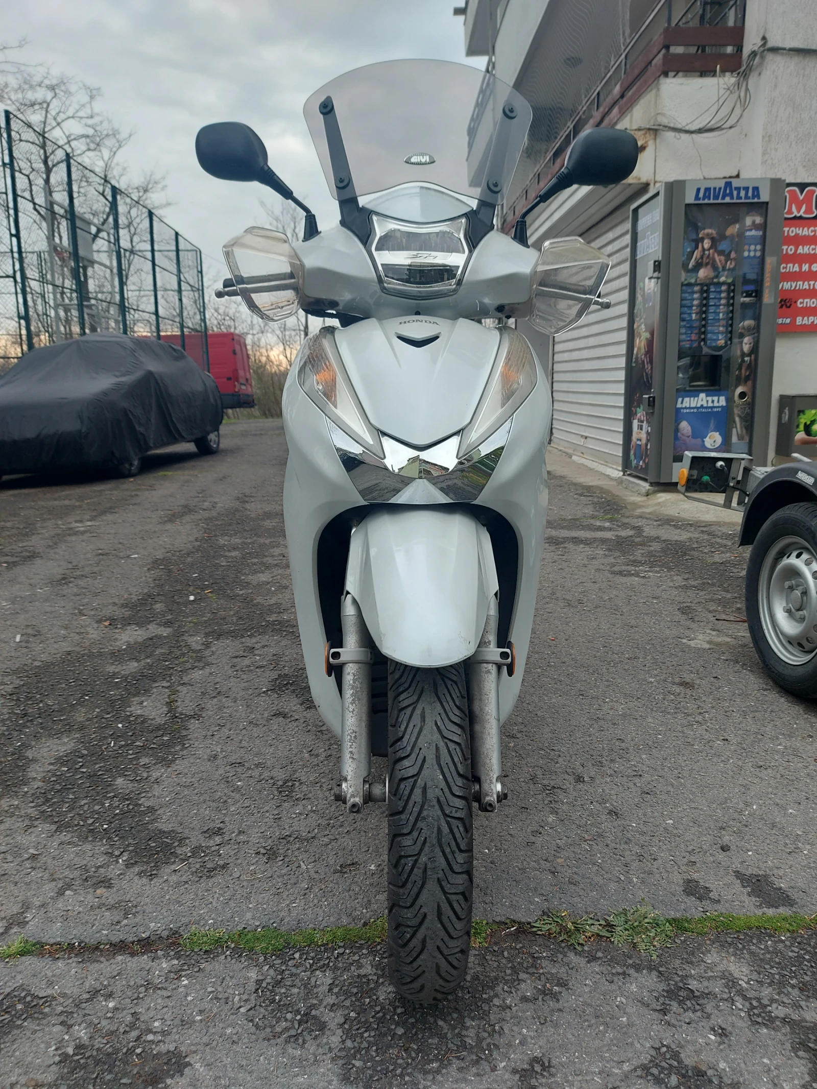 Honda Sh SH300i ABS Keyless , снимка 10 - Мотоциклети и мототехника - 54151671