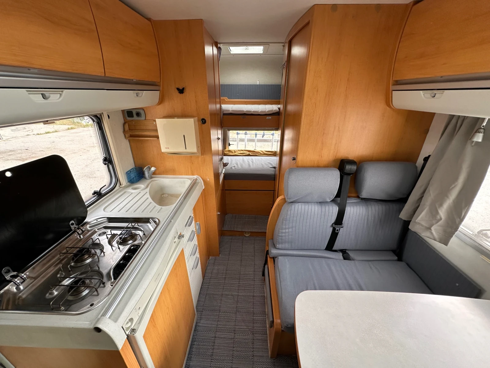 Кемпер HYMER / ERIBA C 524 Климатик двигател!Газ!Голям багажник!ШВЕЙЦАЯ, снимка 11 - Каравани и кемпери - 54362468