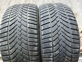 Гуми Зимни 245/40R18, снимка 1 - Гуми и джанти - 39109167