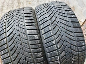 Гуми Зимни 245/40R18, снимка 2 - Гуми и джанти - 39109167