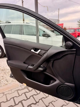 Honda Accord 2.0* Обслужена* Всичко платено* Топ* , снимка 16