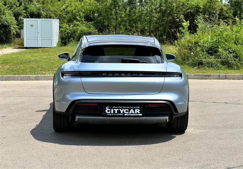 Porsche Taycan 4 CROSS TURISMO/LED/PANO/PASM/CAMERA/ТЕРМОПОМПА/19, снимка 5 - Автомобили и джипове - 48847012