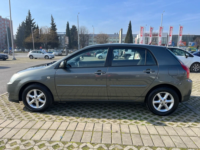 Toyota Auris 1.4 D4D, снимка 2 - Автомобили и джипове - 48884958