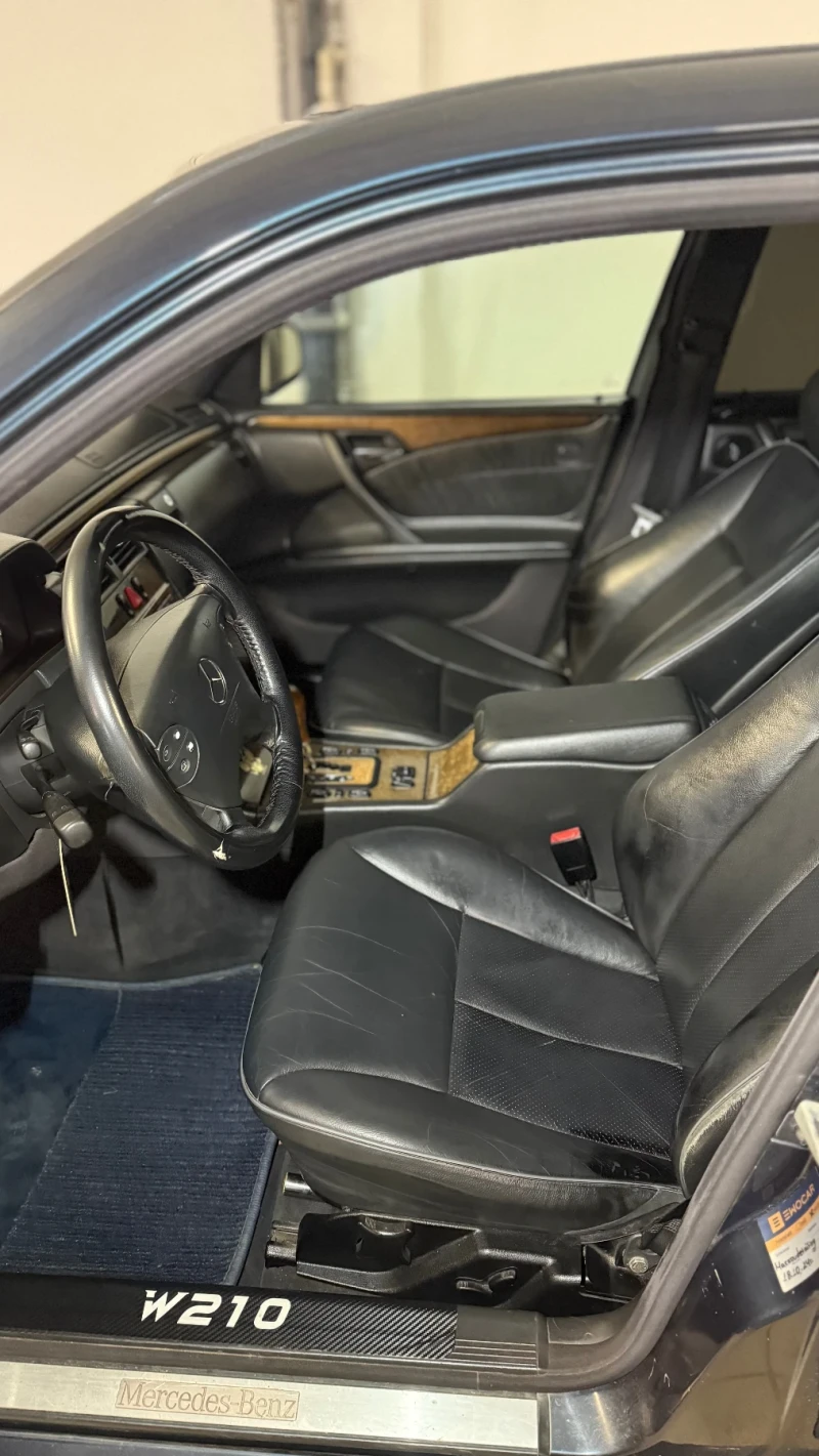 Mercedes-Benz E 320 Пребоядиса и положено керамично покритие, снимка 9 - Автомобили и джипове - 52897512
