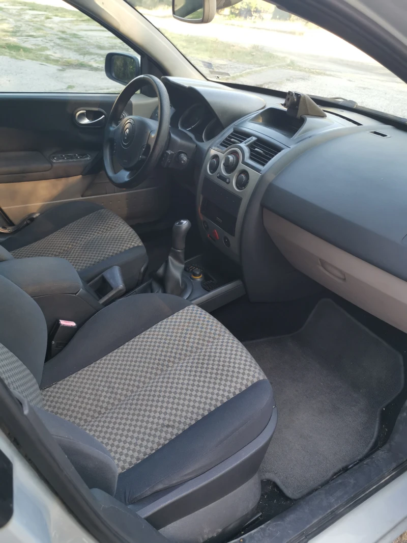 Renault Megane LPG/ГАЗ, снимка 6 - Автомобили и джипове - 52908336