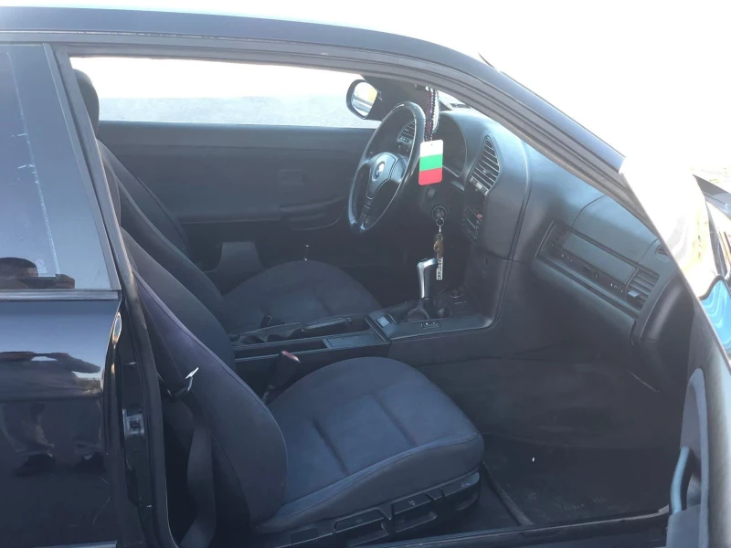 BMW 320, снимка 10 - Автомобили и джипове - 52888313