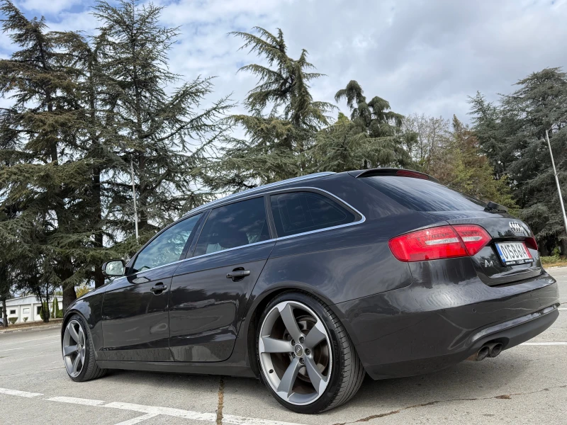 Audi A4 2.0///RECARO///LED///XENON///NAVI///TOP///, снимка 5 - Автомобили и джипове - 51923959