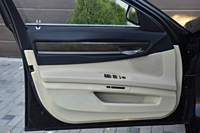 BMW 730 ЛИЗИНГ, снимка 15 - Автомобили и джипове - 52234068