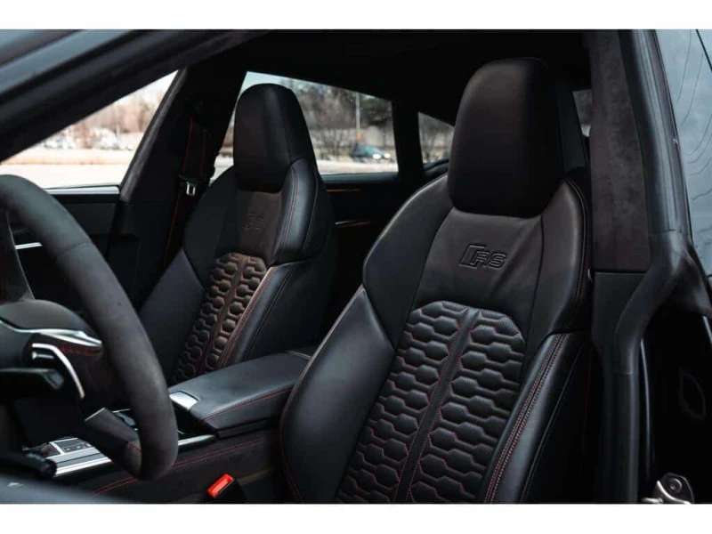 Audi Rs7 * QUATTRO| BANG & OLUFSEN| CARPLAY| PANORAMIC ROOF, снимка 7 - Автомобили и джипове - 53527064