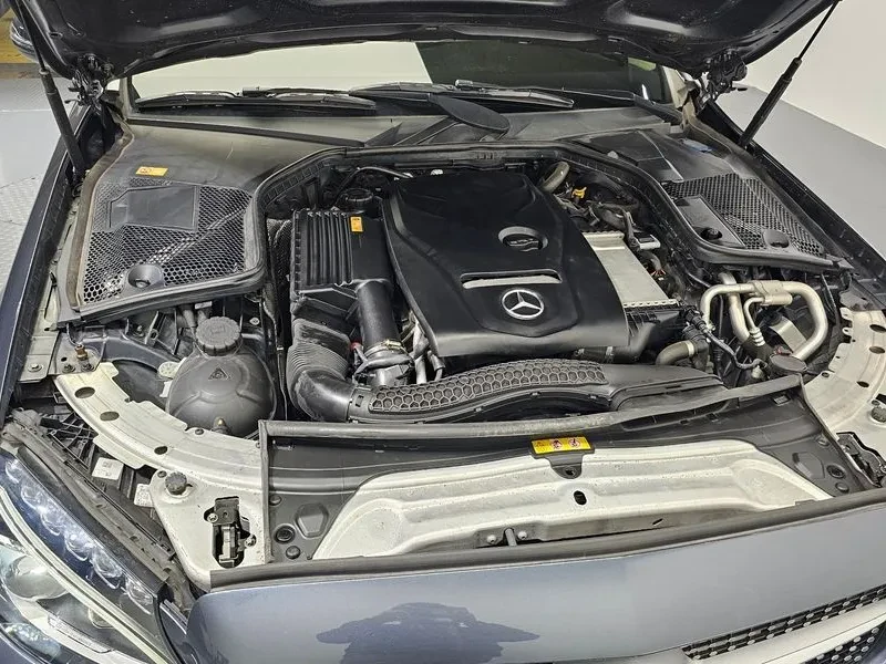 Mercedes-Benz C 200, снимка 12 - Автомобили и джипове - 55110374