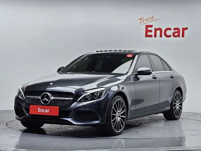 Mercedes-Benz C 200, снимка 2 - Автомобили и джипове - 55110374