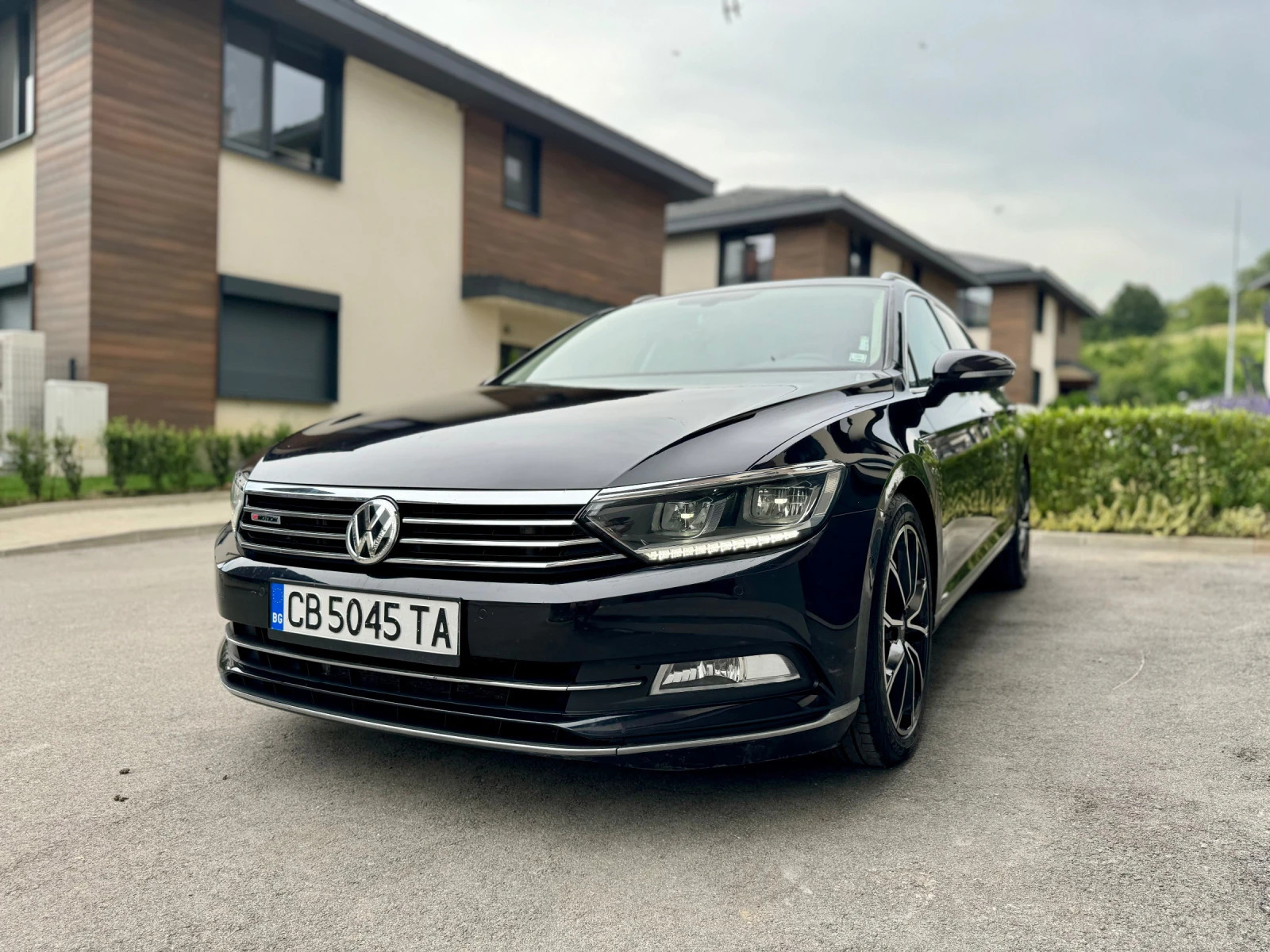 VW Passat 2.0TDI 240hp 4motion - [1] 