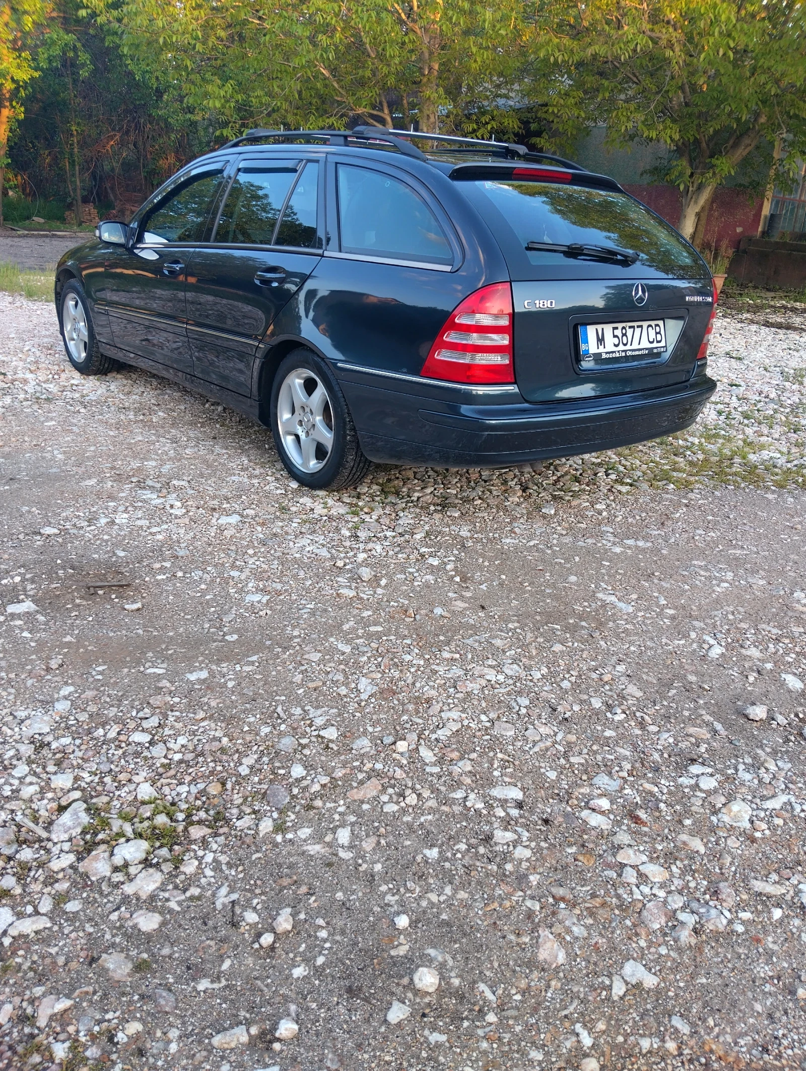 Mercedes-Benz C 180  - изображение 7