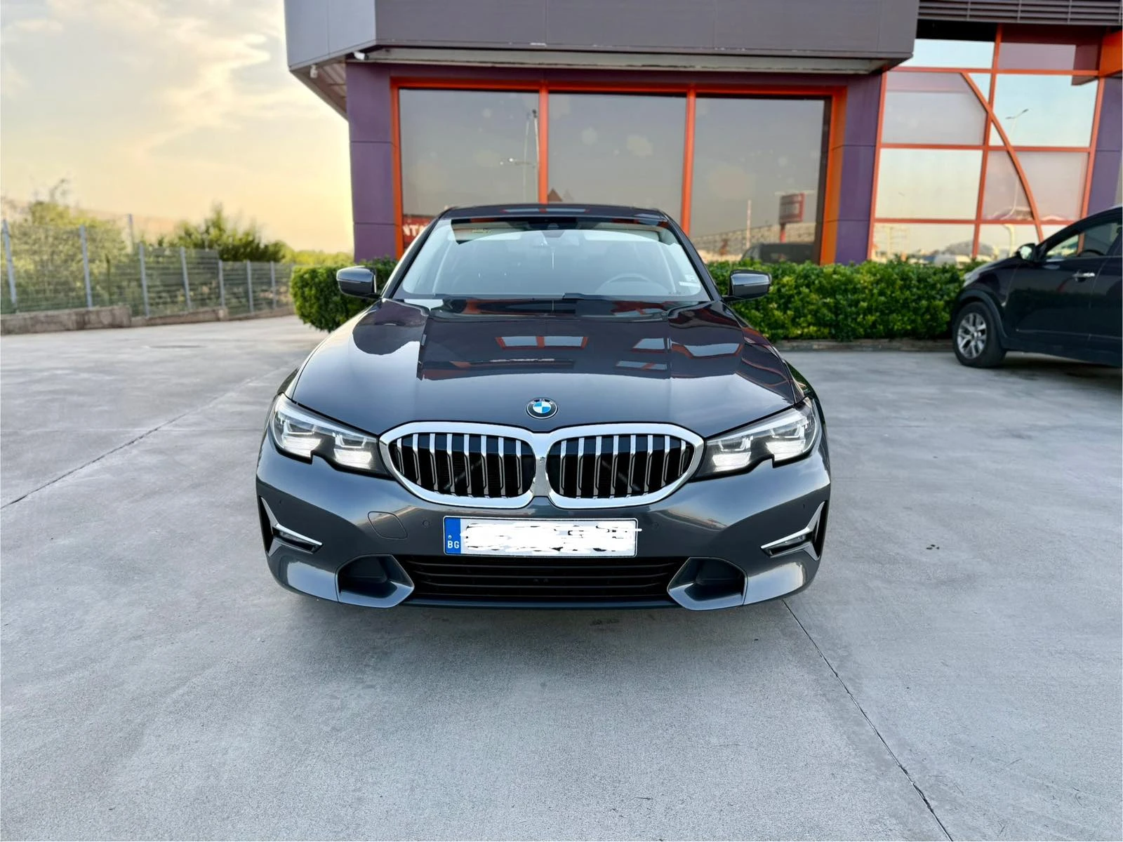 BMW 320 xDrive - изображение 2