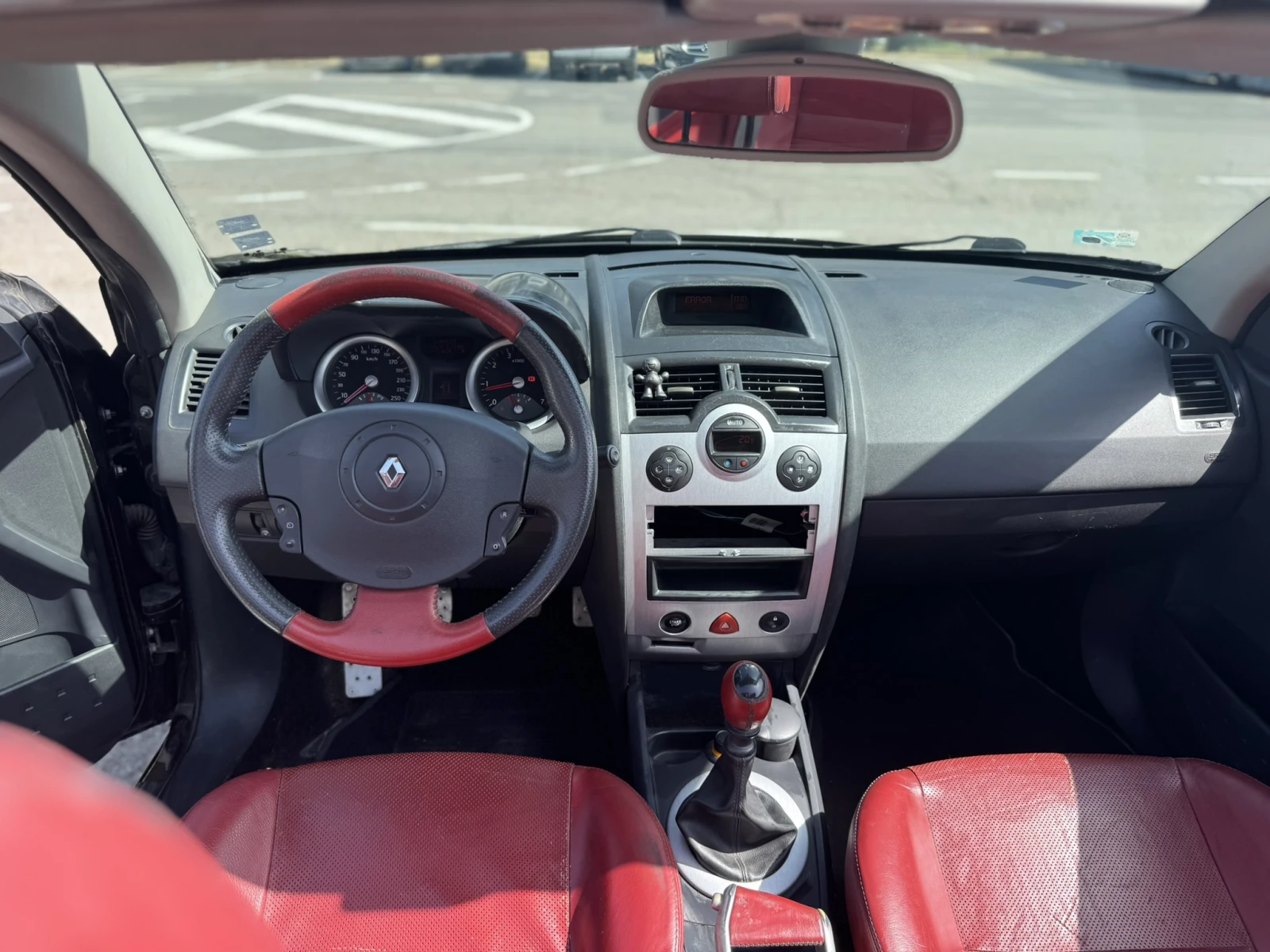 Renault Megane 2.0 16V - 135 к.с. Кабрио - изображение 10
