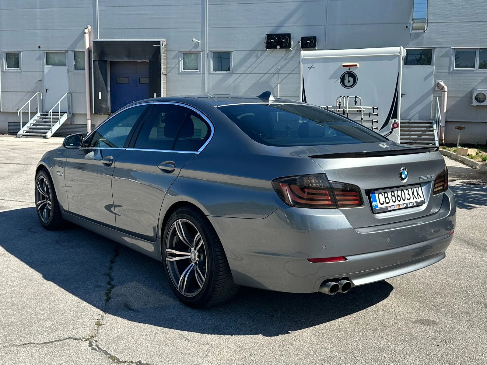BMW 525 3.0d 204 к.с. - изображение 3