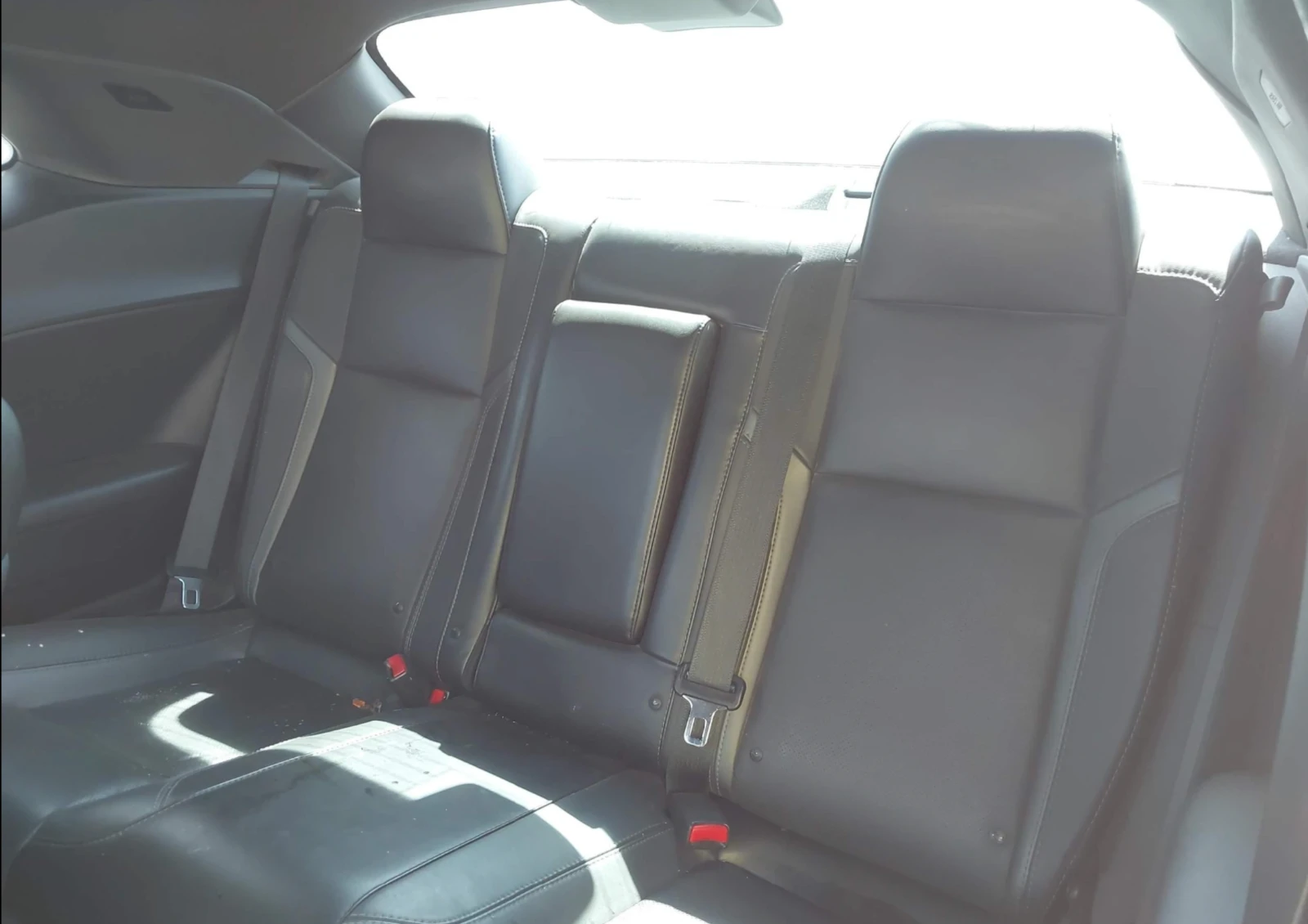 Dodge Challenger SXT PLUS, клип двигател - изображение 8