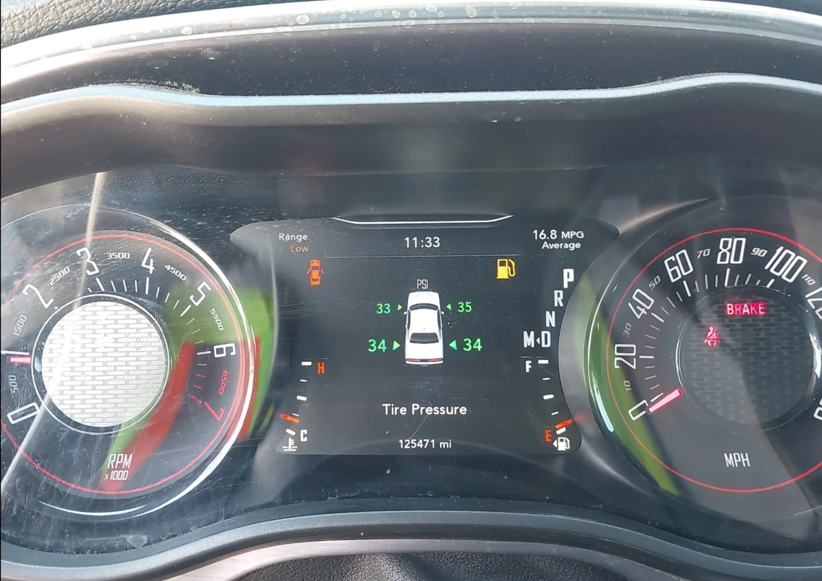 Dodge Challenger SXT PLUS, клип двигател - изображение 9