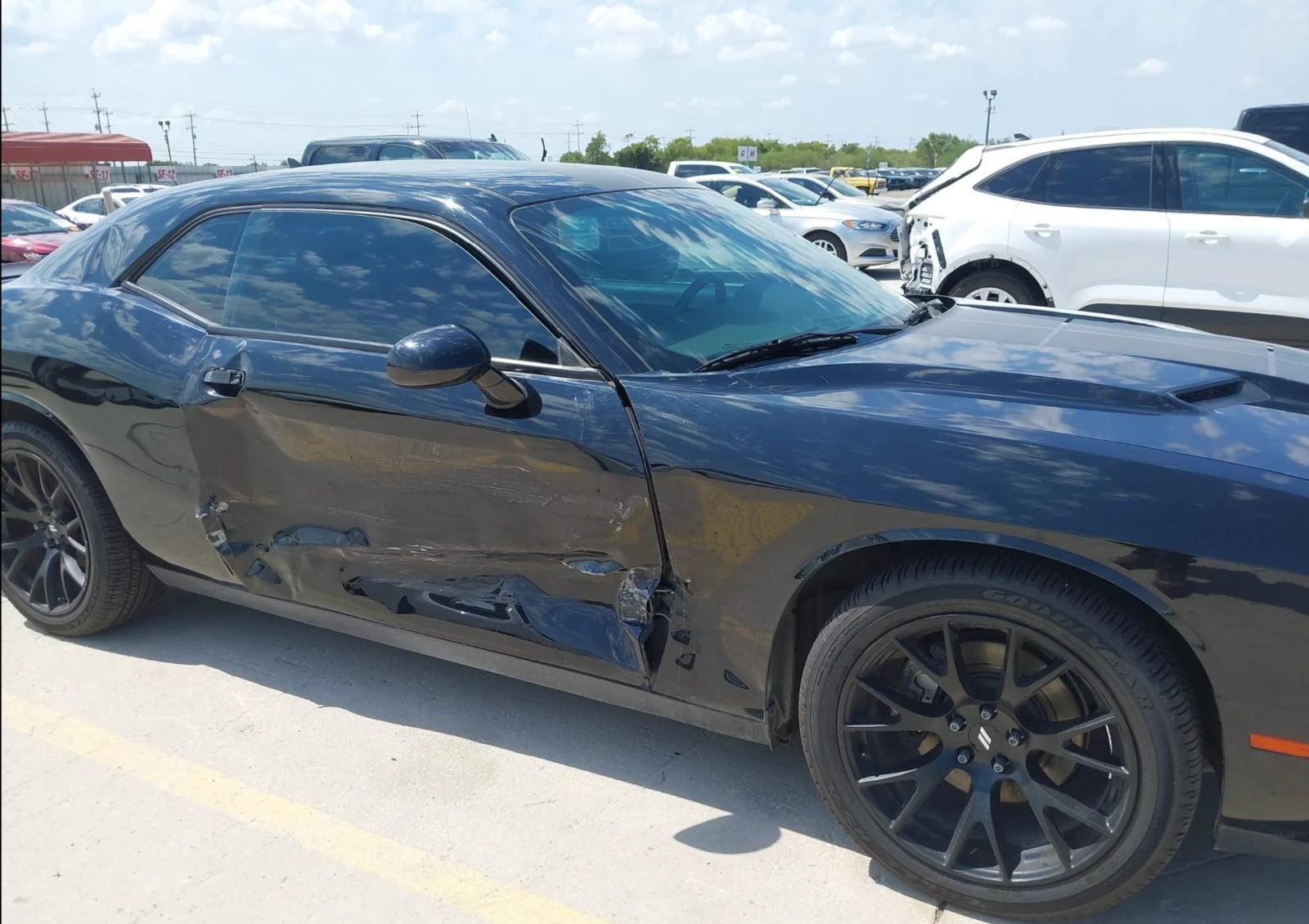 Dodge Challenger SXT PLUS, клип двигател - изображение 5