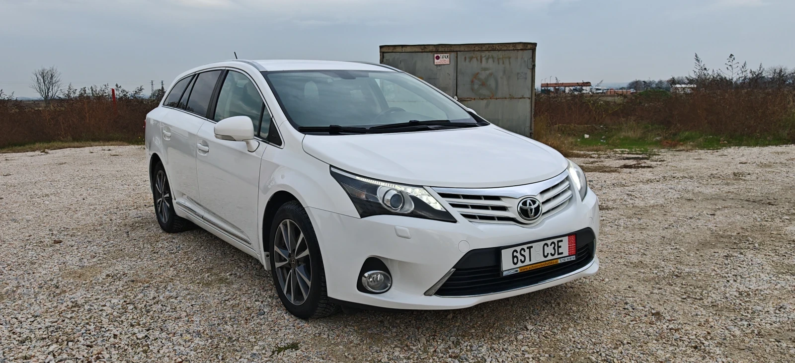 Toyota Avensis 2.0D4D Facelift Bi-Xenon* Navi* Camera* Bluetooth* - изображение 5