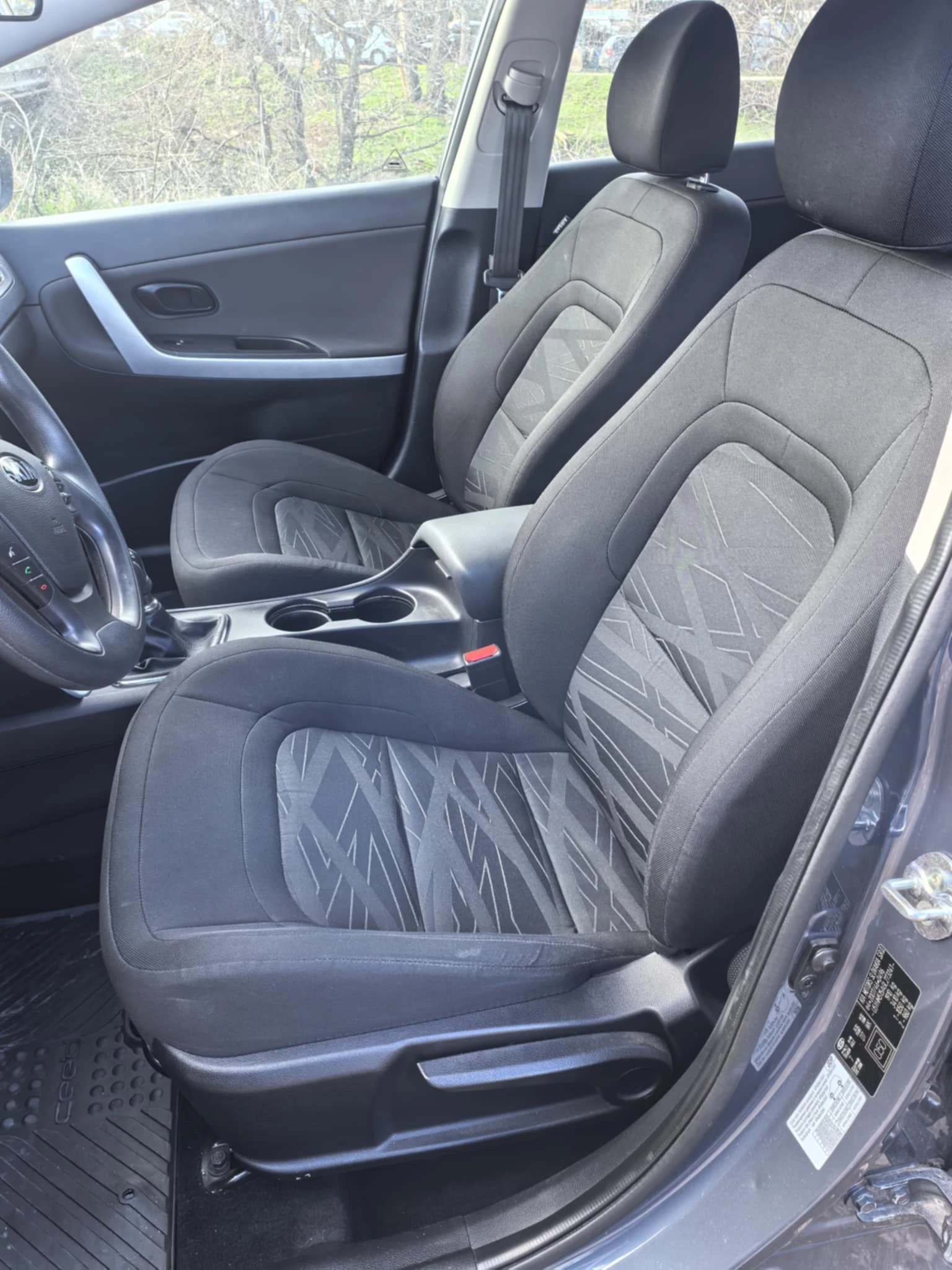 Kia Ceed 1.4crdi face | Mobile.bg � ����������� 16