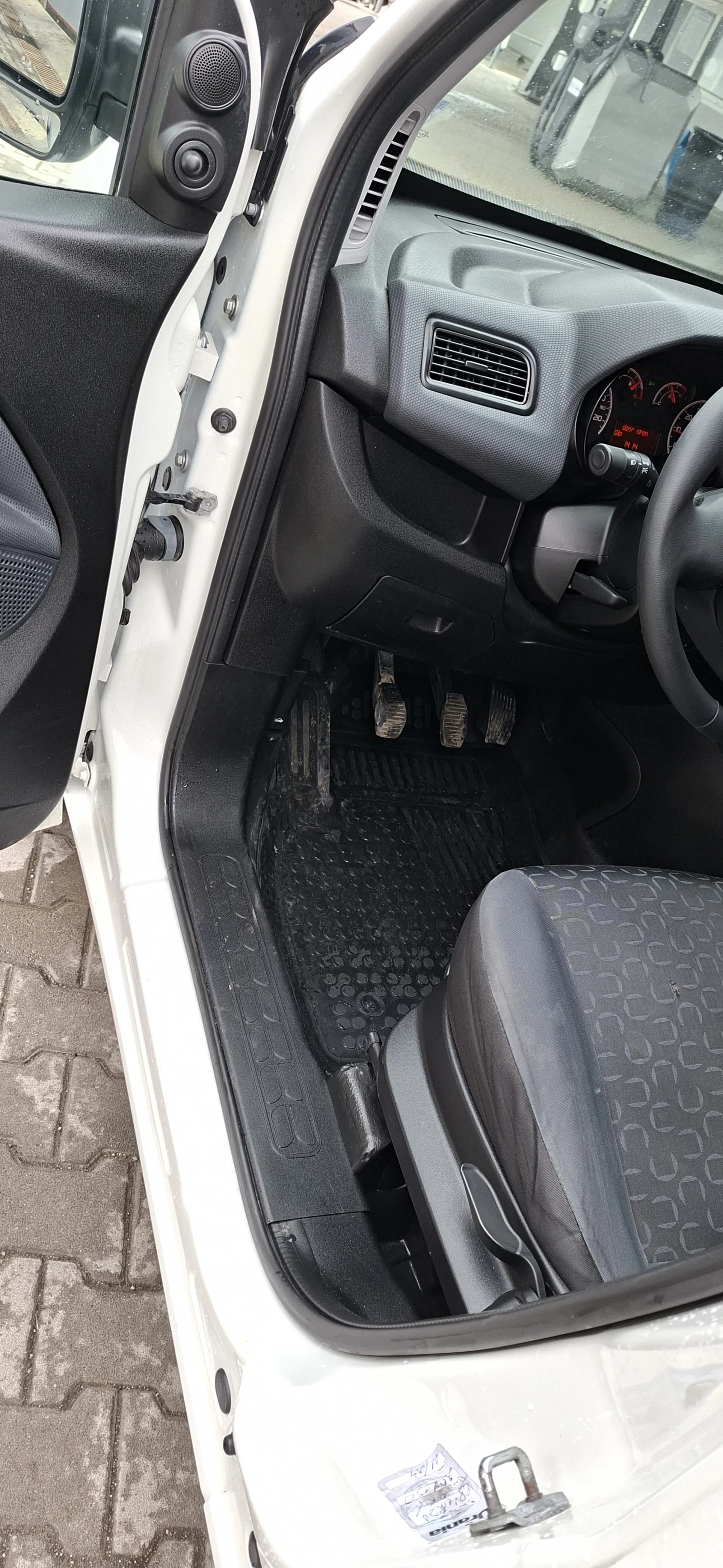 Fiat Doblo | Mobile.bg � ����������� 12