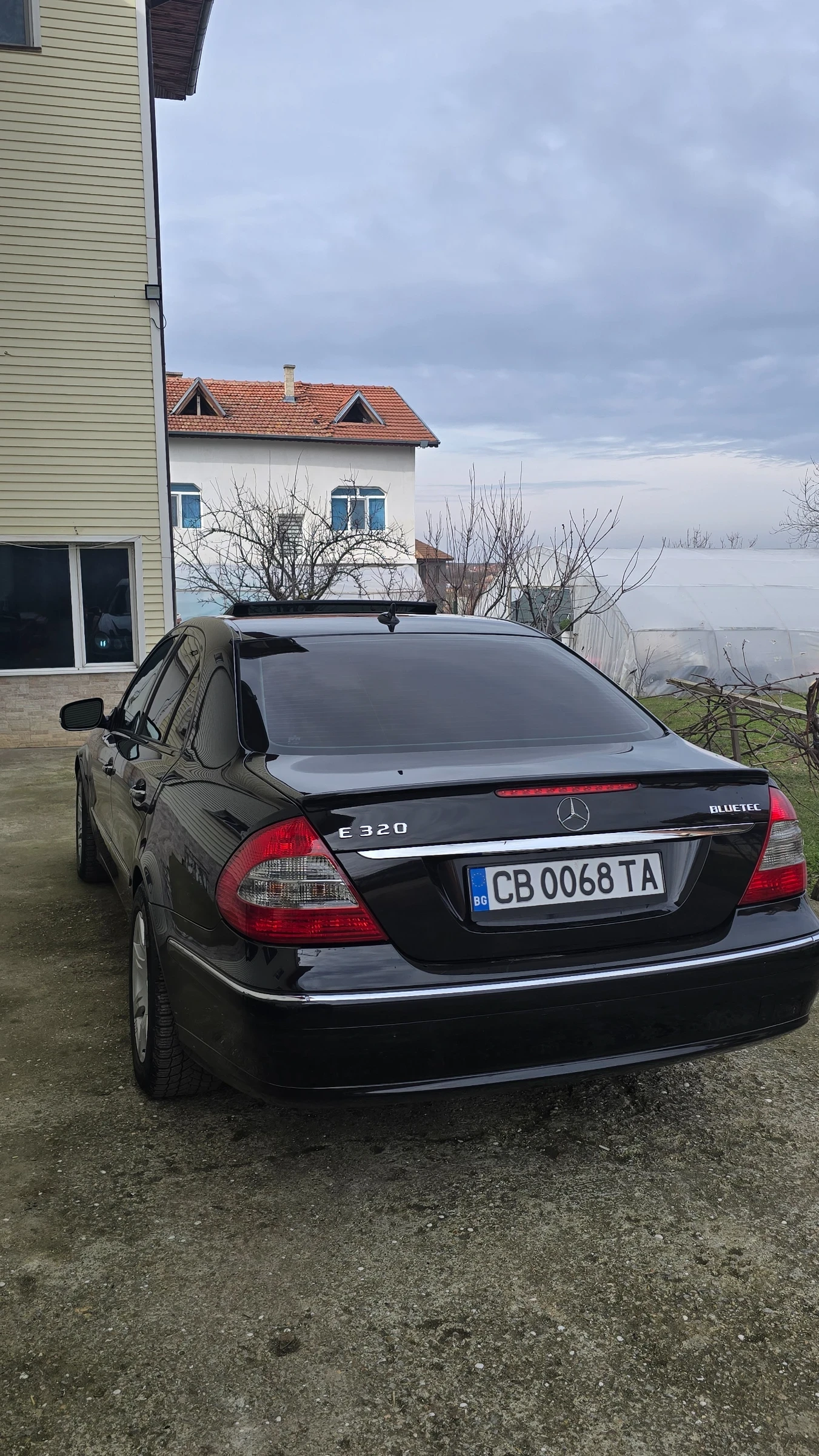Mercedes-Benz E 320, снимка 6 - Автомобили и джипове - 53918761