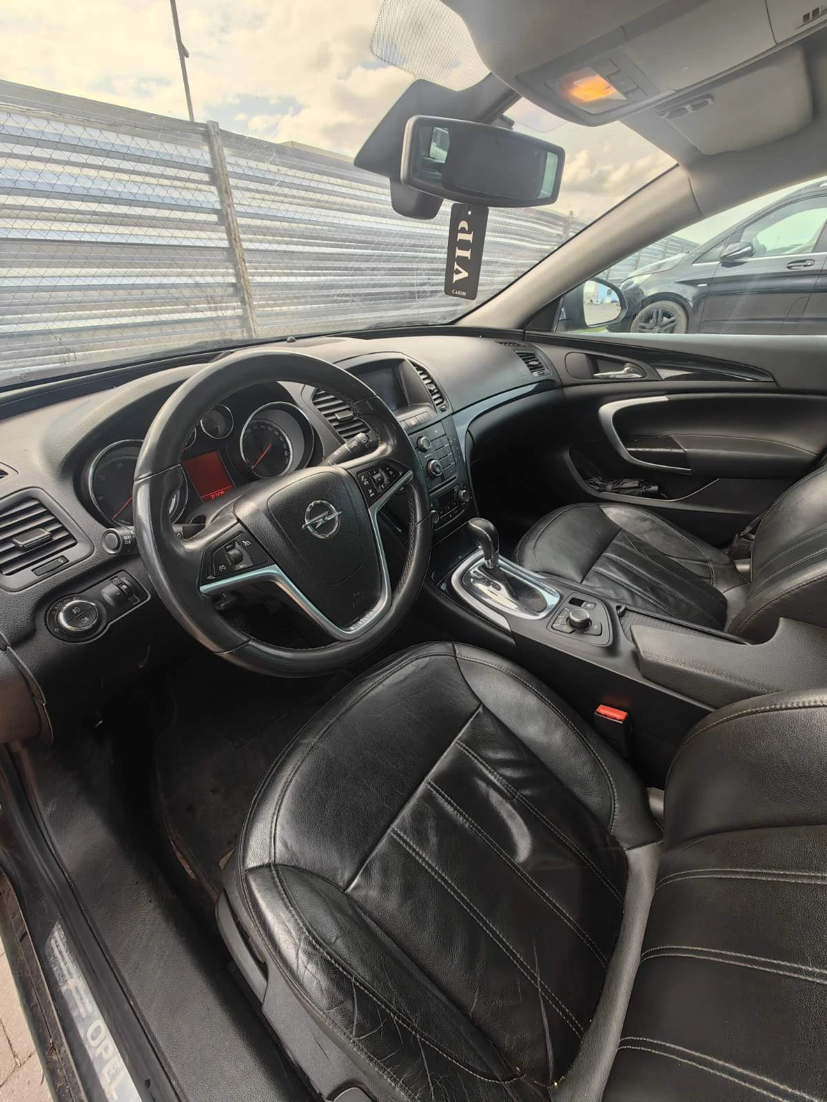 Opel Insignia, снимка 10 - Автомобили и джипове - 53937716