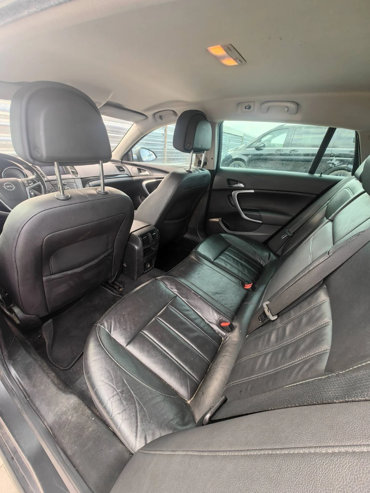 Opel Insignia, снимка 8 - Автомобили и джипове - 53937716