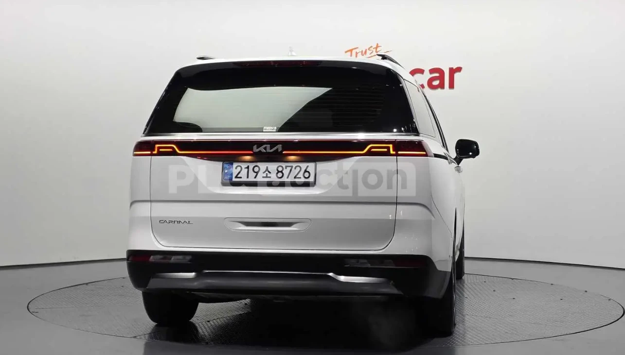 Kia Carnival ��������* ���������* �������* 2 ����� | Mobile.bg � ����������� 4