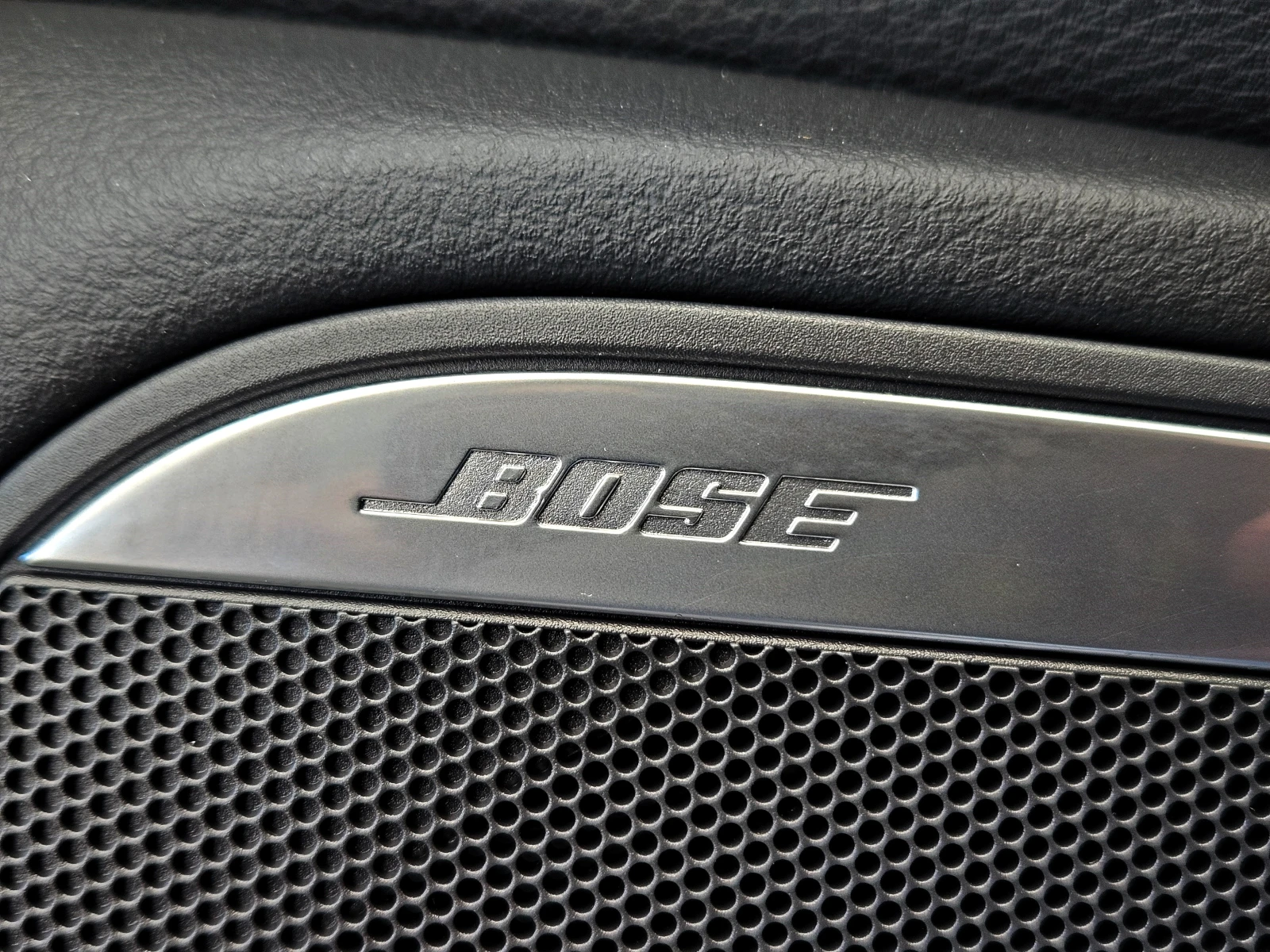 Audi A6 Allroad MATRIX/GERMANY/DISTR/CAMERA/ПОДГРЕВ/BOSE/HUD/LIZIN, снимка 12 - Автомобили и джипове - 54234216