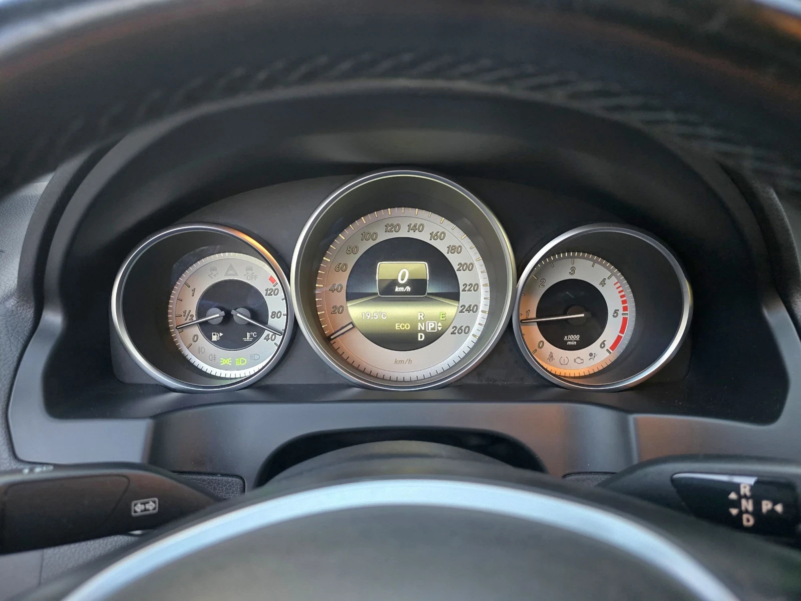 Mercedes-Benz E 220 | Mobile.bg � ����������� 13