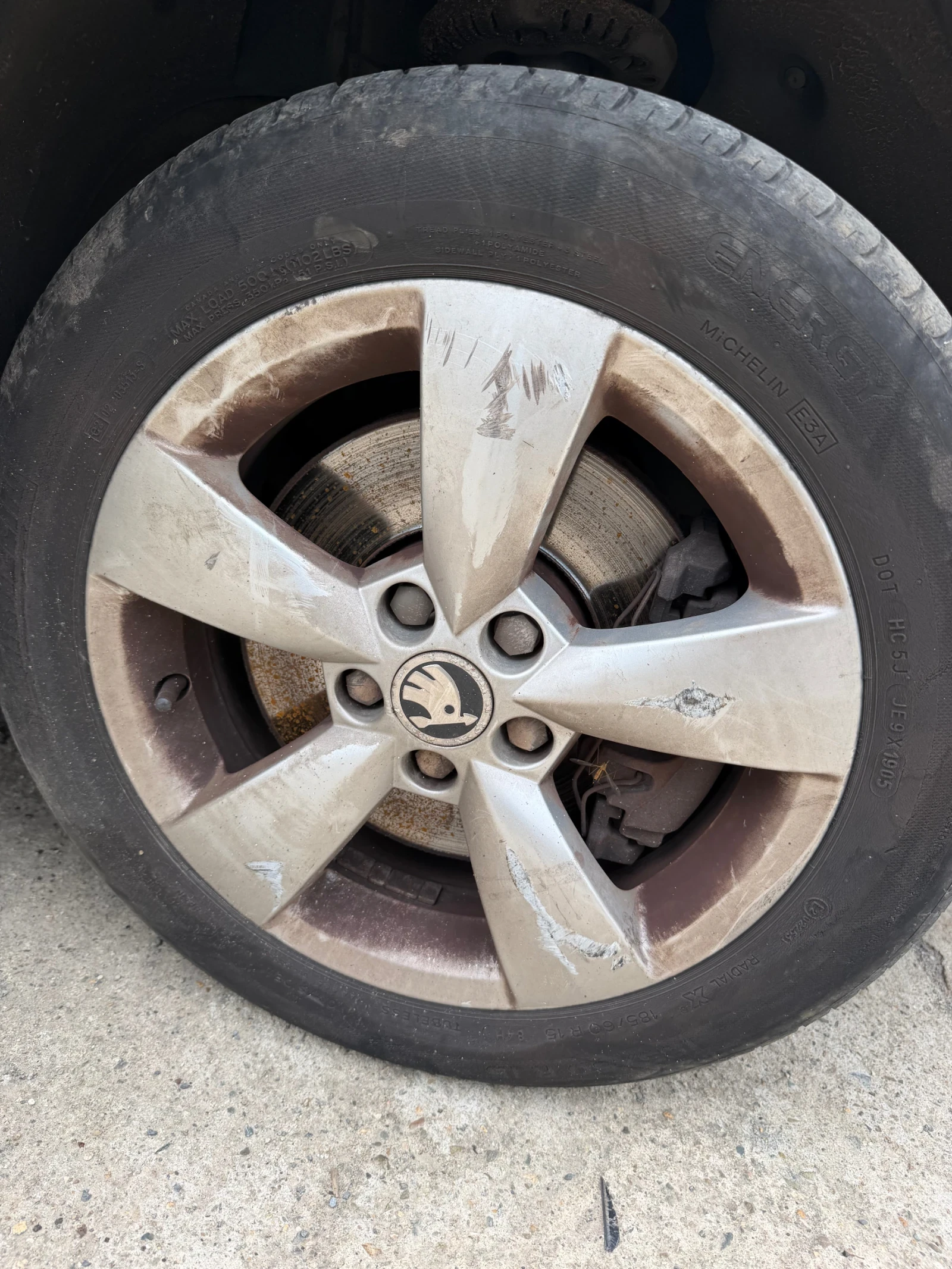 Skoda Rapid 1.4tfsi dsg, снимка 12 - Автомобили и джипове - 54417359