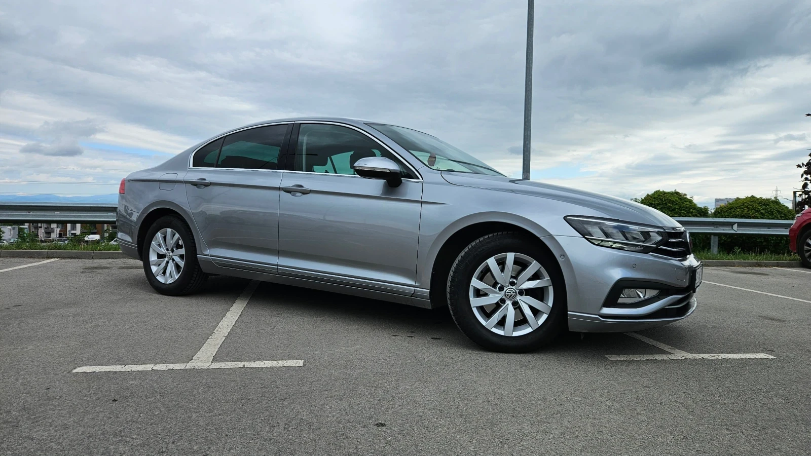 VW Passat B8.5, снимка 3 - Автомобили и джипове - 54604601