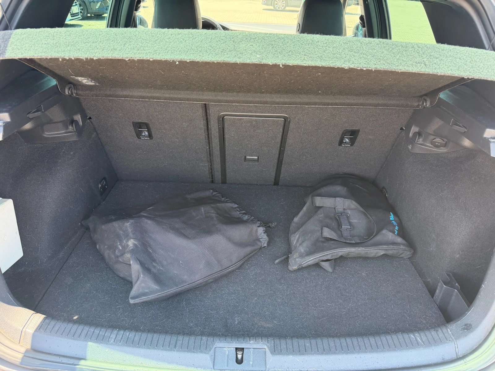 VW Golf 1.4TGE PLUG IN HYBRID AVTOMAT/NAVI/KOJA EURO 6, снимка 11 - Автомобили и джипове - 54835963