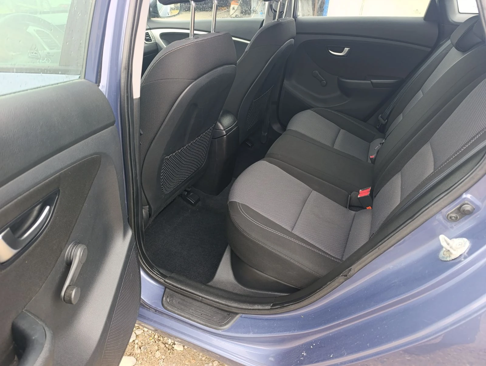 Hyundai I30 1.4i, снимка 6 - Автомобили и джипове - 54868760