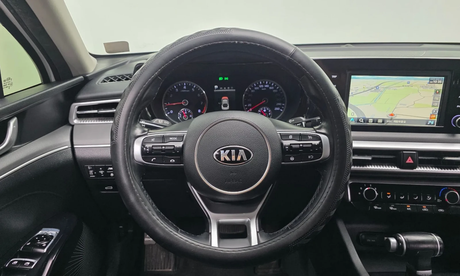 Kia K5 2.0 LPG/ПОДГРЕВИ/LANE ASSIST, снимка 14 - Автомобили и джипове - 54869112