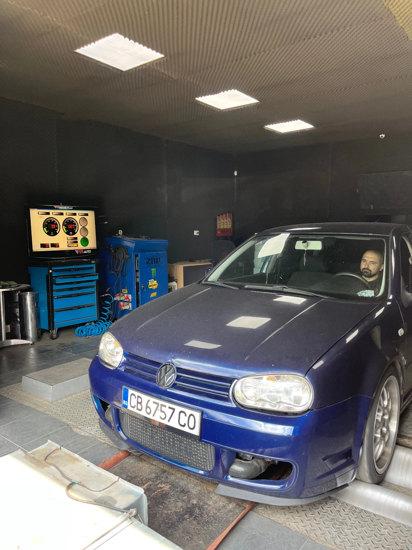 VW Golf GTi 500Hp, снимка 10 - Автомобили и джипове - 55057075