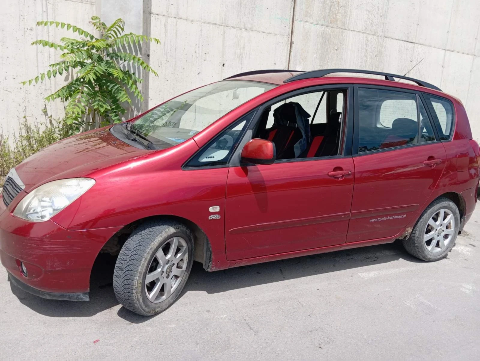 Toyota Corolla verso, снимка 2 - Автомобили и джипове - 55100978