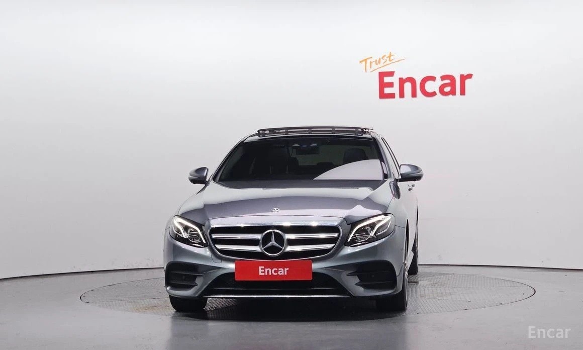 Mercedes-Benz E 300, снимка 3 - Автомобили и джипове - 55172635
