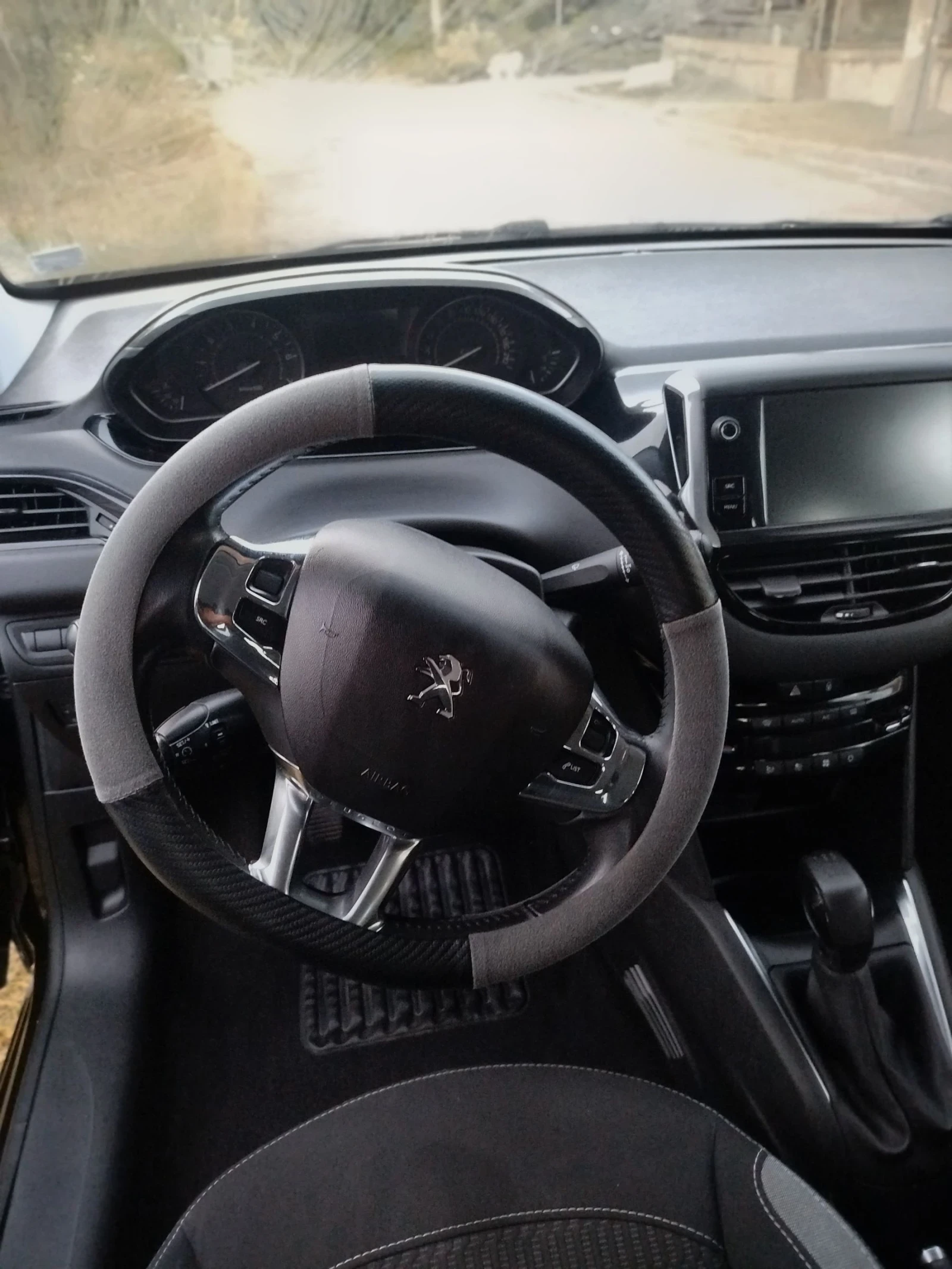 Peugeot 208 #FACE LIFT#VTI#БЕЗ АНАЛОГ#РЕГИСТИРАН#1-ВИ#BG# , снимка 13 - Автомобили и джипове - 55419086
