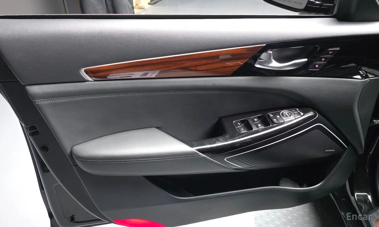 Kia K7 * КРАЙНА ЦЕНА ДО БЪЛГАРИЯ * АВТОКРЕДИТ, снимка 15 - Автомобили и джипове - 55541728
