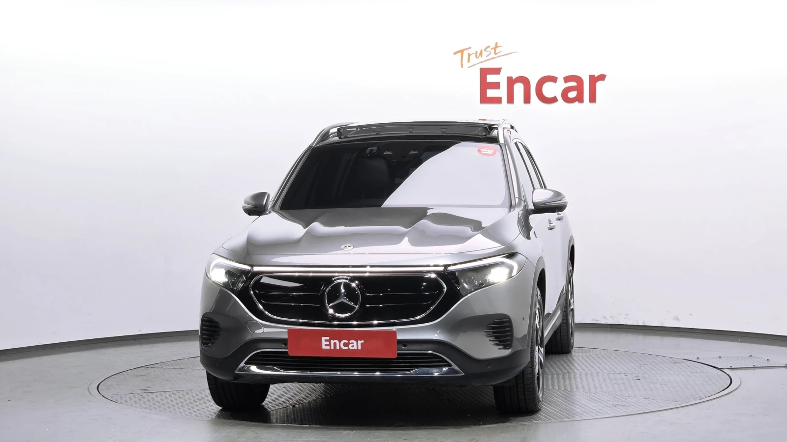 Mercedes-Benz EQB 300 4matic, снимка 3 - Автомобили и джипове - 56015016