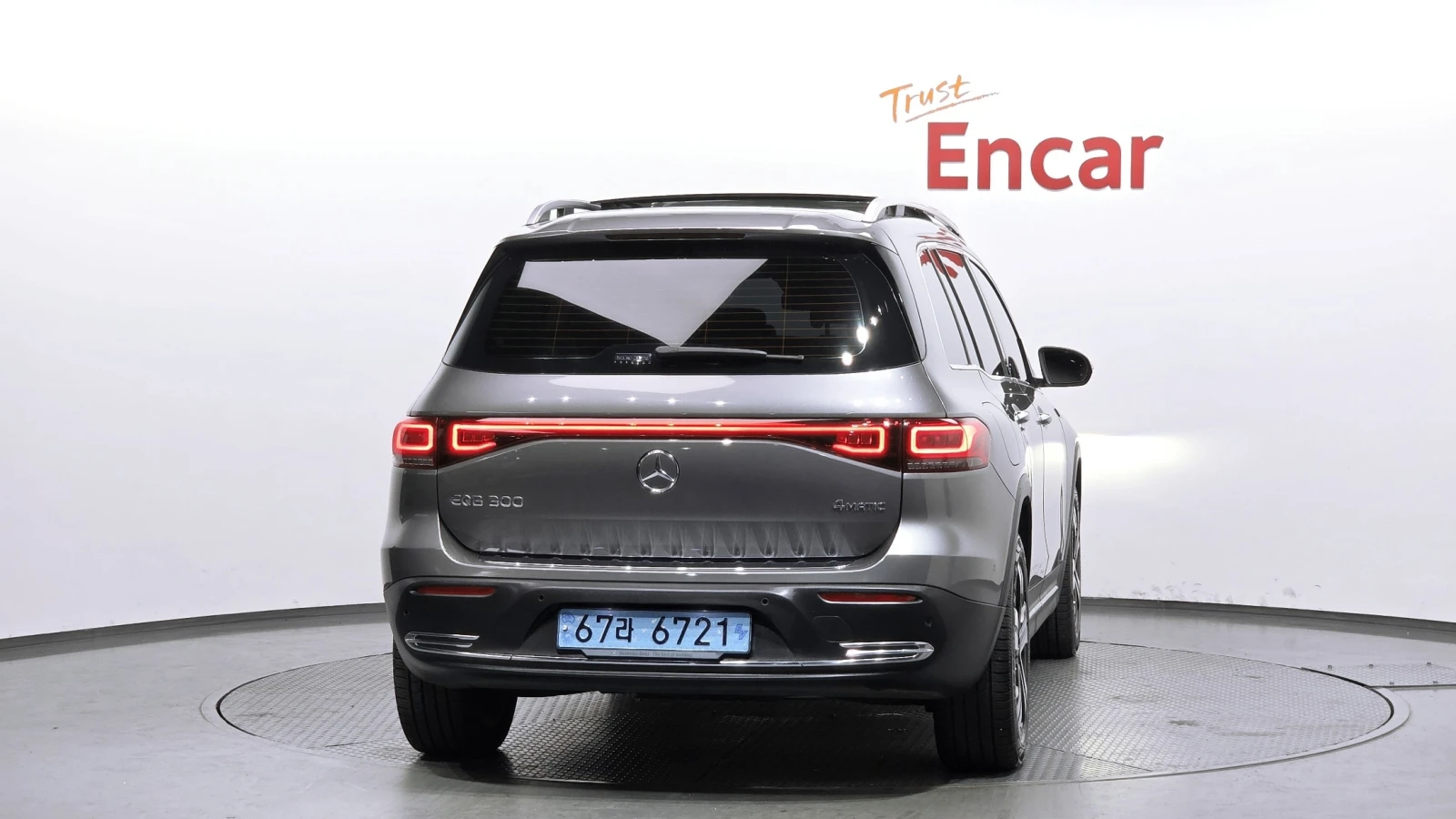Mercedes-Benz EQB 300 4matic, снимка 4 - Автомобили и джипове - 56015016