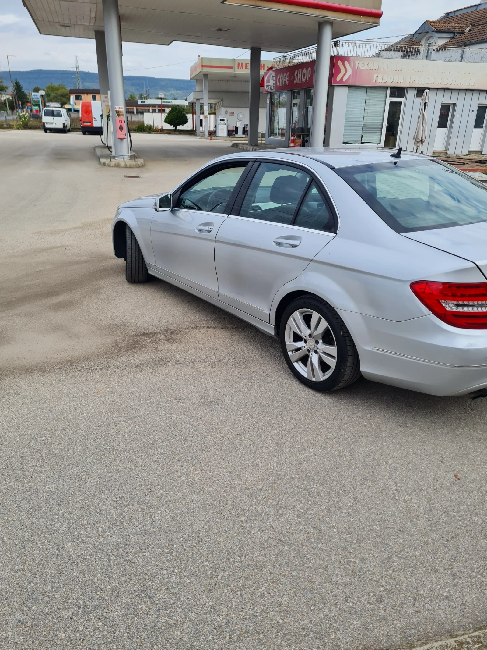 Mercedes-Benz C 180 С 180  2.2 CDI 2013г. Автоматик , снимка 6 - Автомобили и джипове - 56303098