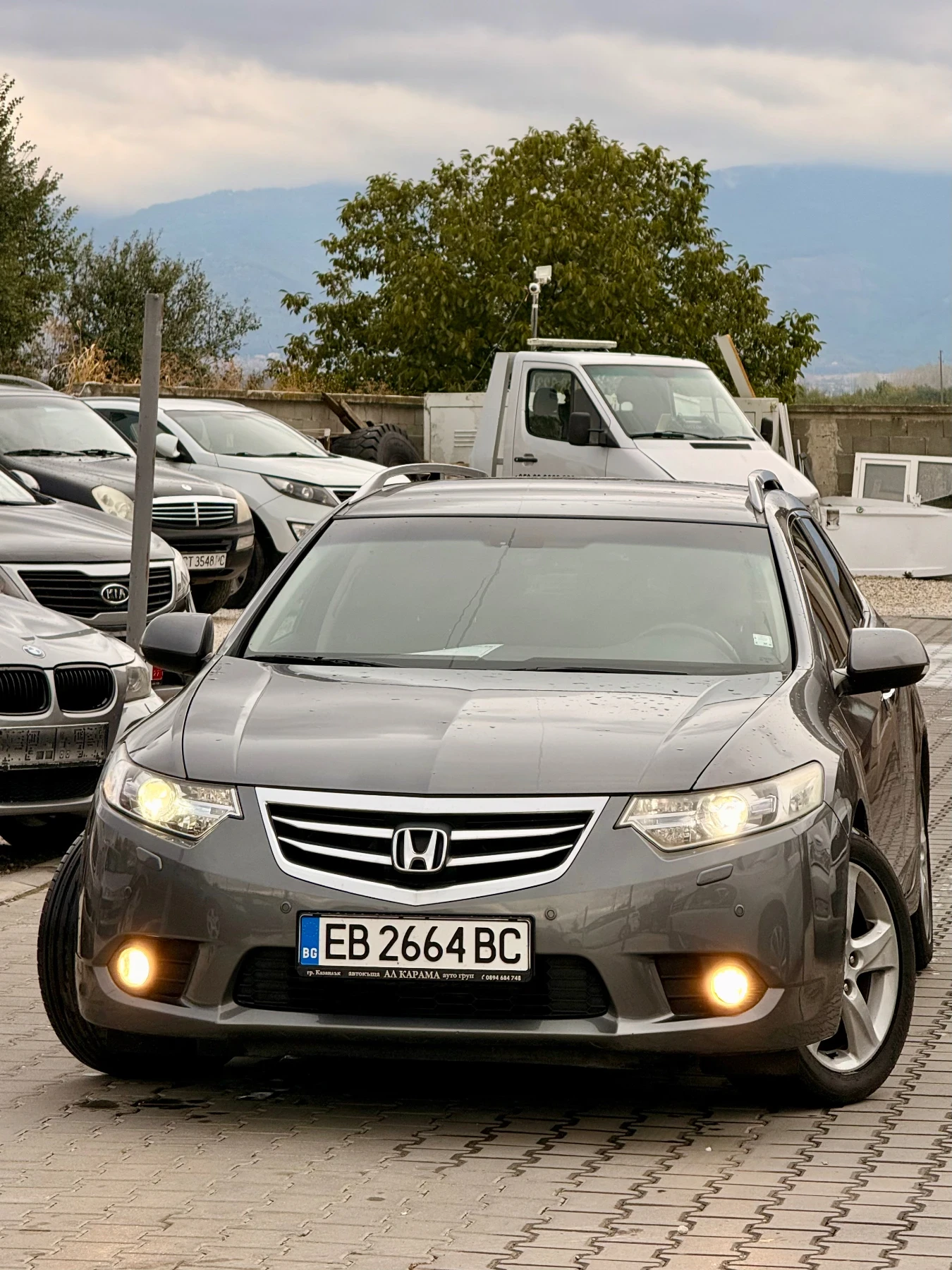 Honda Accord 2.0* Обслужена* Всичко платено* Топ* 