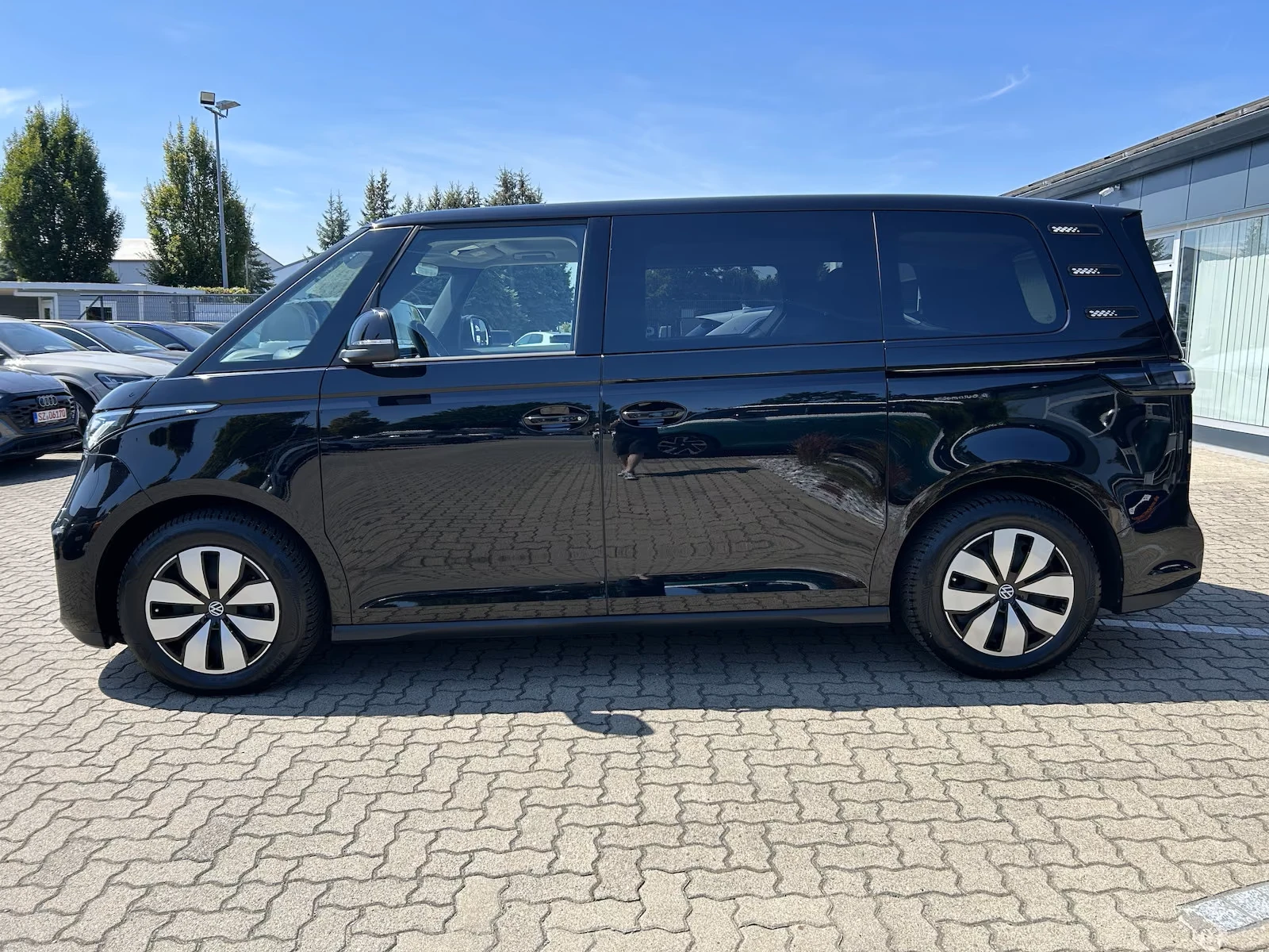 VW ID.Buzz 77kW* PRO* LED* KEYLESS* CARPLAY*  | Mobile.bg � ����������� 7